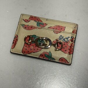 Gucci Beige and Red Strawberry Card Holder